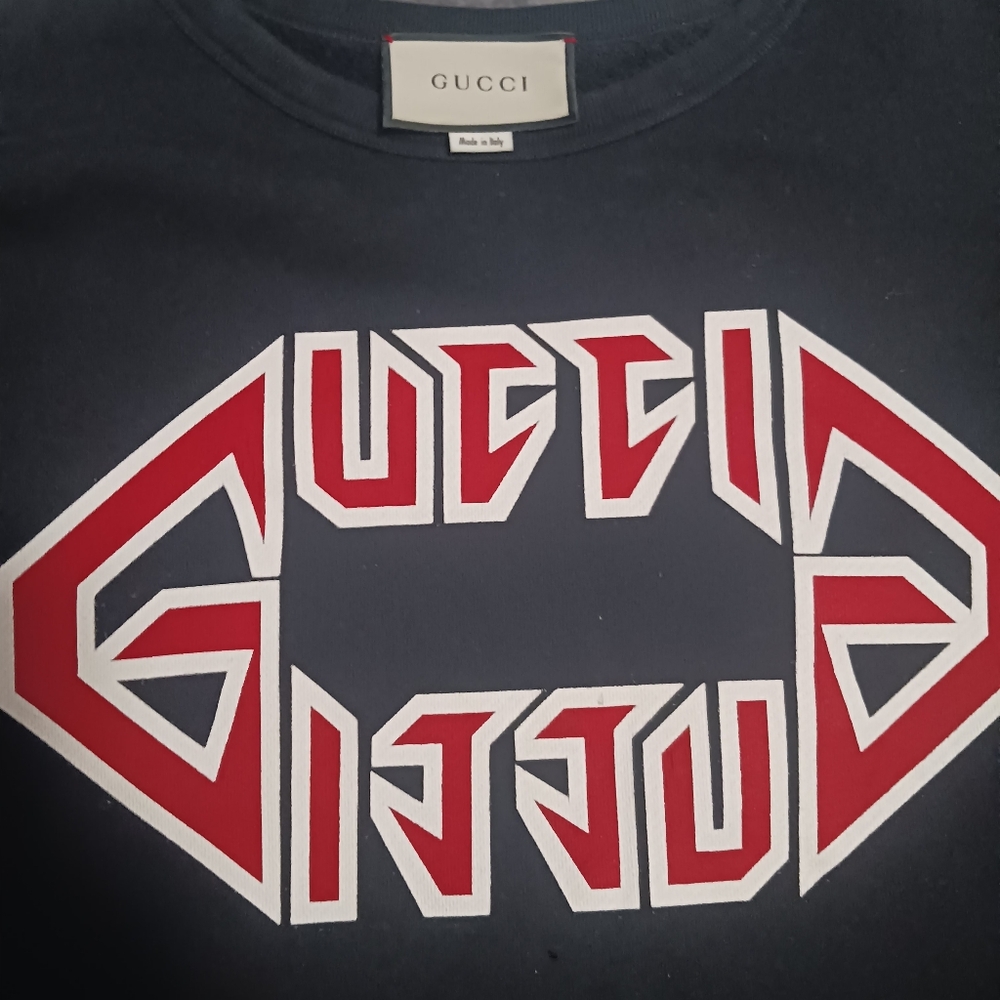 Gucci sweater